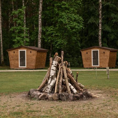 Camping & Camper Place Pasvalys Buitenkant foto